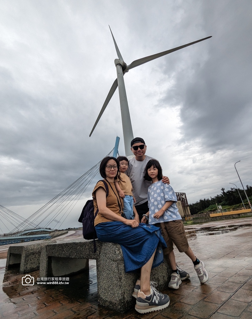 2024 0820 李先生全家福，勝興車站小火車，茶園風光下