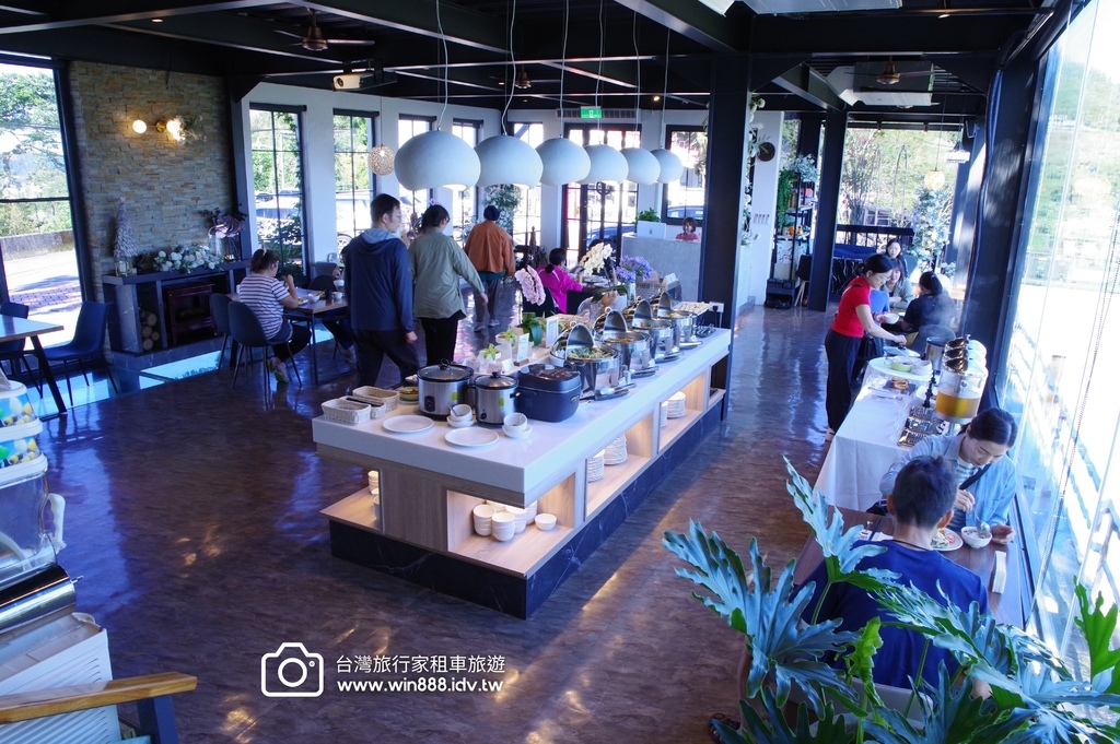 2024 1006 日落.觀星.朝陽，在玻璃屋內享用民宿老闆