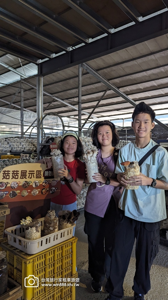 2024 1212 歡迎劉先生全家福台中包車旅遊。