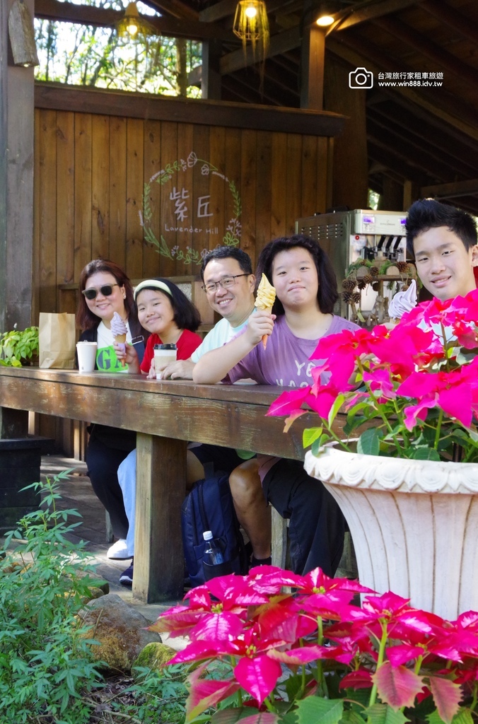 2024 1212 歡迎劉先生全家福台中包車旅遊。