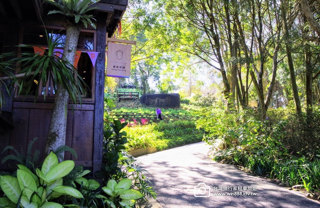 2024 1212 歡迎劉先生全家福台中包車旅遊。