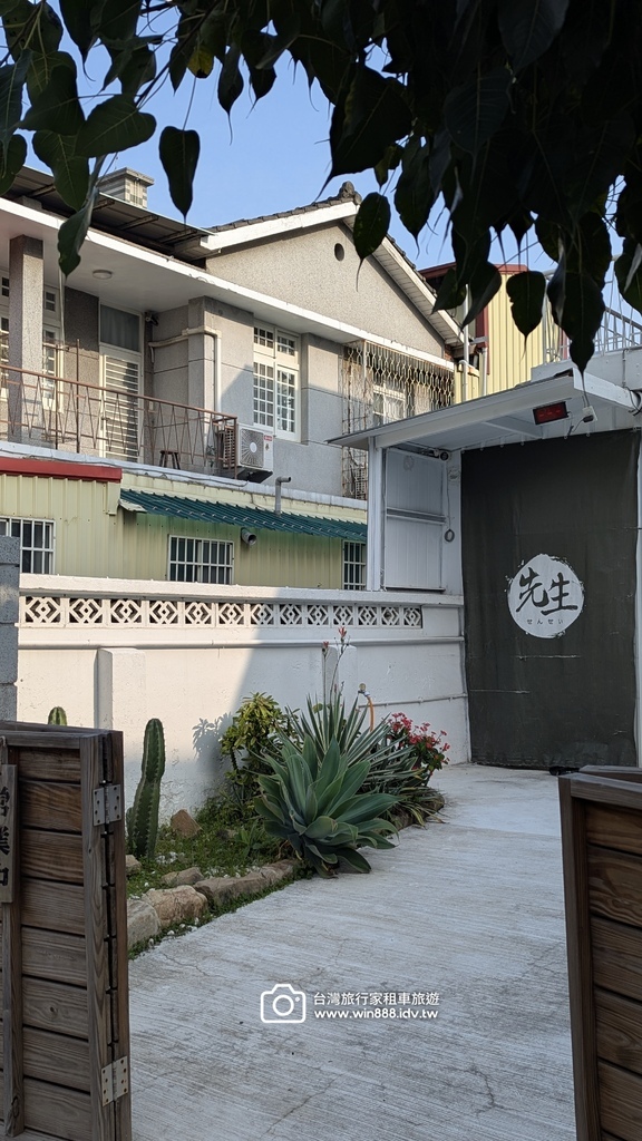 2025 0316 走著走著來到這家手做千層蛋糕，抹茶口味加