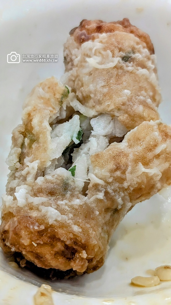 今天介紹一家一中商圈營業60年傳三代傳統台灣味滷肉飯，麵店。