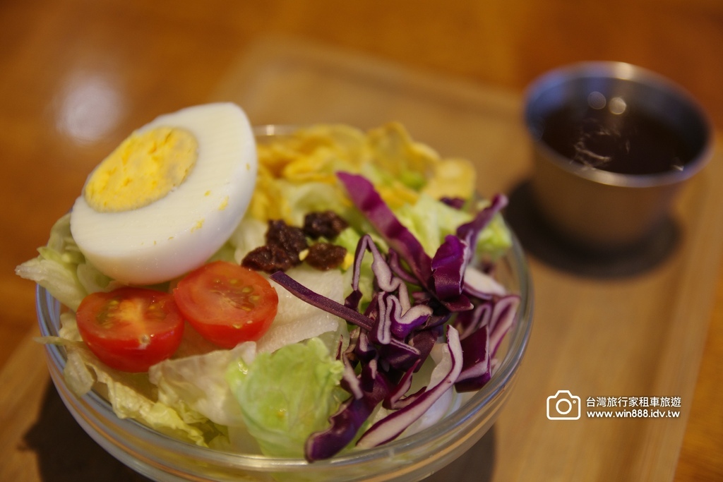 2025 0412 台中早點,碳烤吐司里肌肉。 芋泥沙拉 2025 0412 台中早點,碳烤吐司里肌肉。 芋泥沙拉