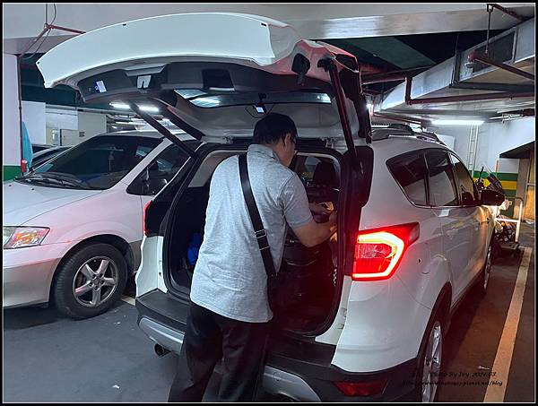 032902.jpg 032902.jpg