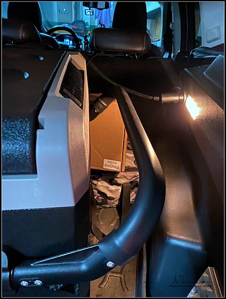 032903.jpg 032903.jpg