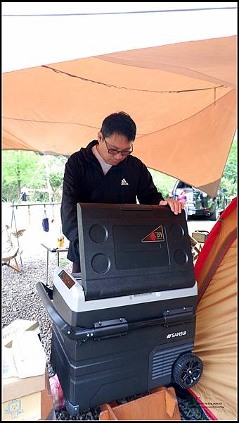 0402037.jpg 0402037.jpg