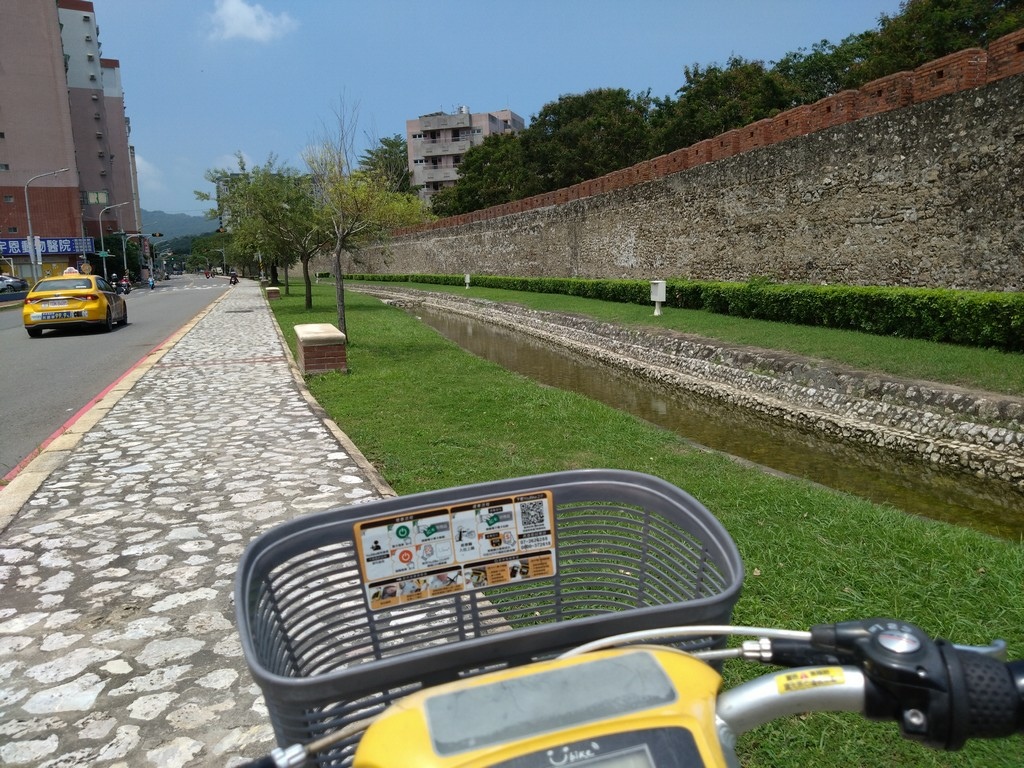 鳳山和左營的單車漫遊