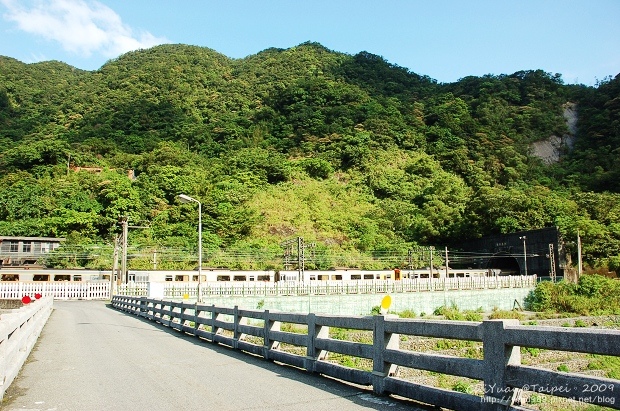 侯硐神社02.jpg