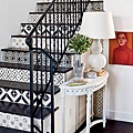 22-Great-Stairs-Decorating-Ideas-2.jpg