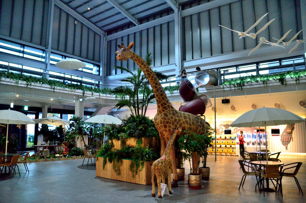 潭酵天地 觀光工廠 一樓 長頸鹿