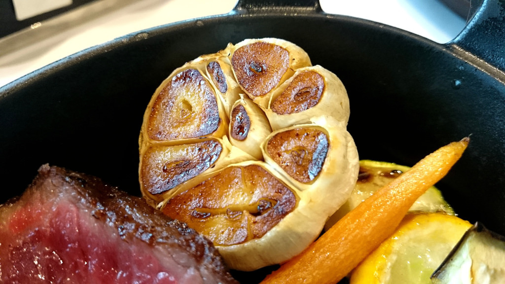 之間 In Between 低溫烹調美國頂級無骨牛小排 大蒜