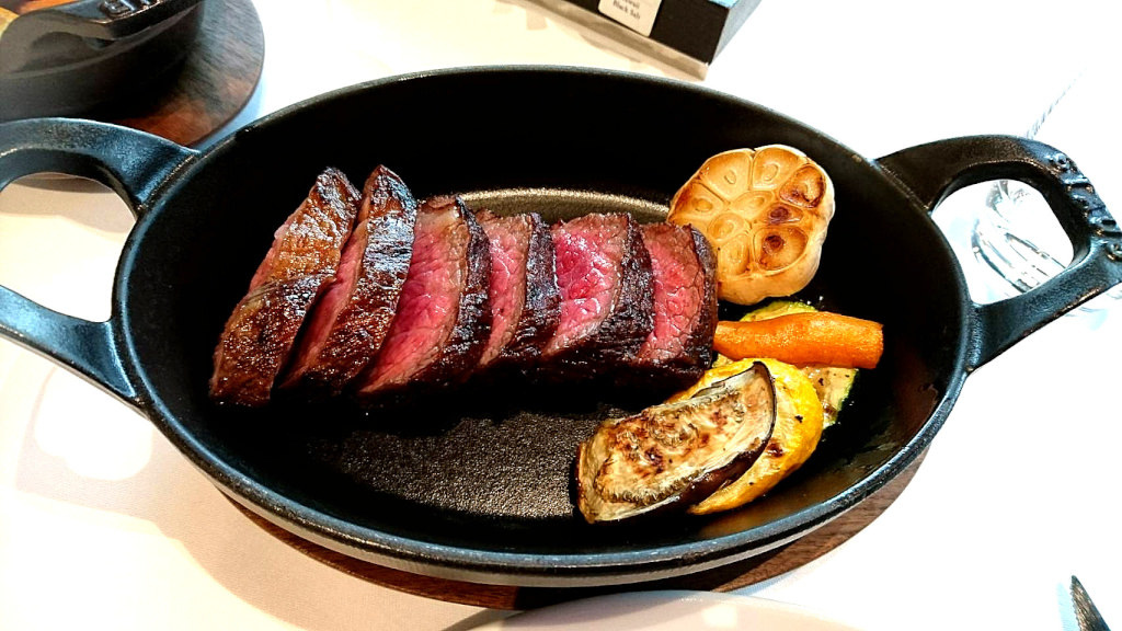 之間 In Between 低溫烹調美國頂級無骨牛小排