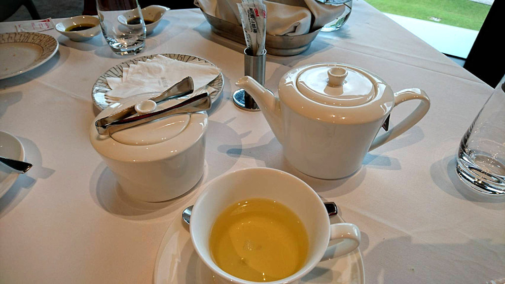 之間 In Between 洋甘菊花茶