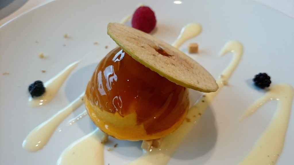 之間 In Between 焦糖青蘋果慕斯蛋糕