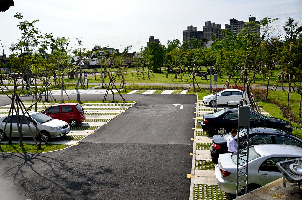 中興文化創意園區 停車場
