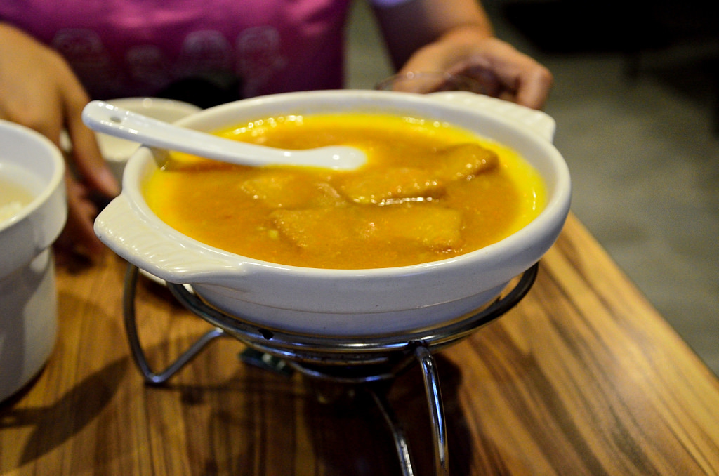 光羽塩 蟹黃豆腐煲