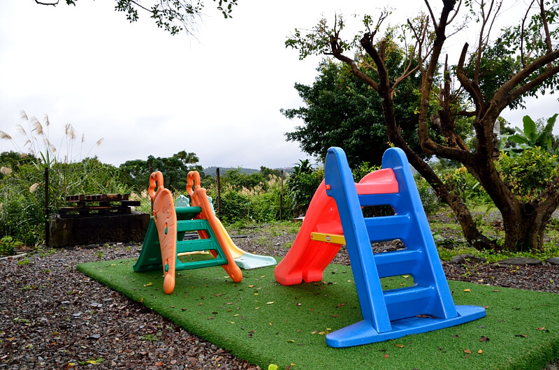 DSC_0499.JPG 屋頂庭園咖啡 溜滑梯