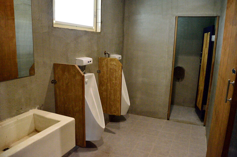 DSC_0546.JPG 宜蘭 冬山 屋頂庭園咖啡 洗手間