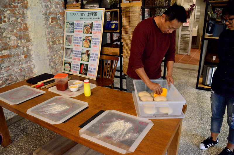 DSC_0552.JPG 宜蘭 冬山 屋頂庭園咖啡 披薩DIY