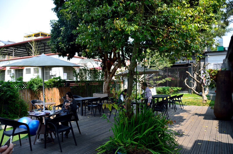 DSC_1530.JPG 鳥居Torii喫茶食堂,戶外用餐區