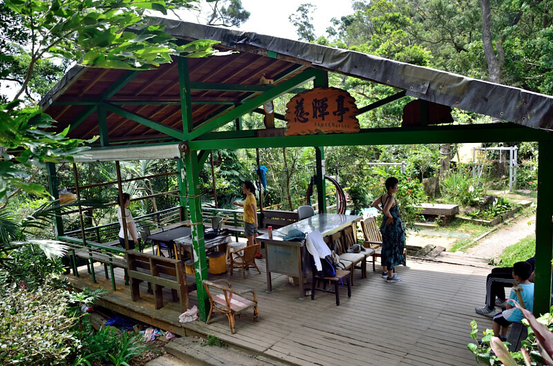 獅頭山登山步道 慈暉亭