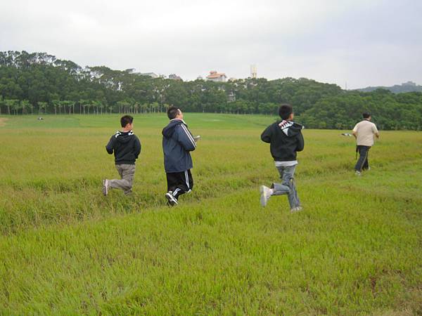 快速衝往指定地點