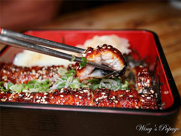 微風建一食堂，超值午餐定食，生魚丼，鰻魚飯，菲力牛肉丼，辣排