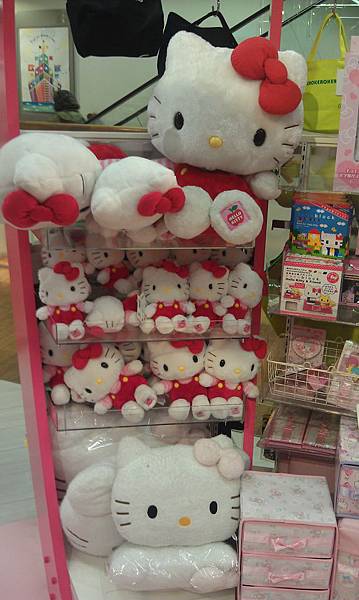 一大堆Hello Kitty