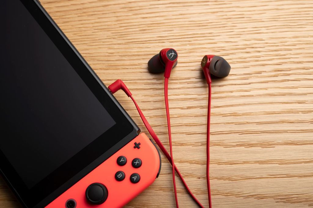Cloud Earbuds.JPG Cloud Earbuds.JPG