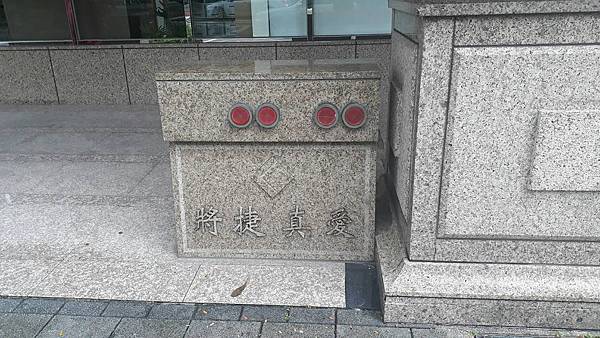 422698.jpg