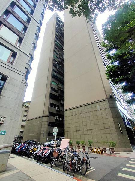 12/25法拍屋▌台北市大安區敦化南路二段104號14樓|藍