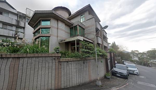 11/21法拍屋(拍定)▌汐止區秀山路66號3層樓|馥記山莊