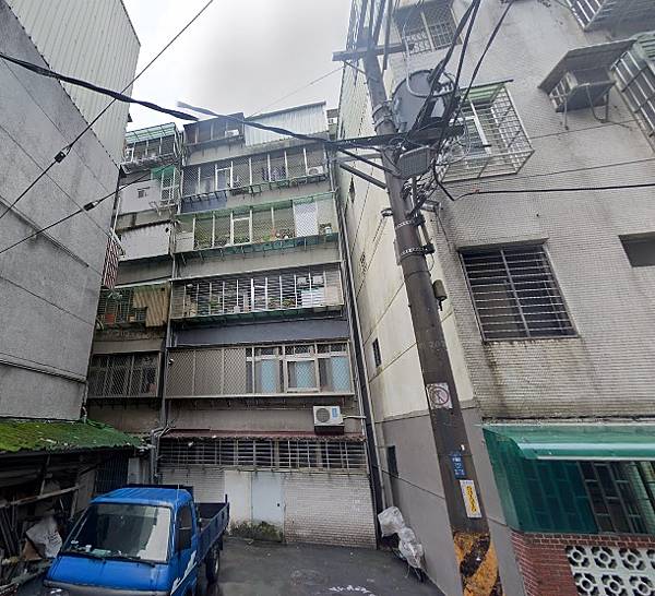 03/26法拍屋▌汐止區民權街二段81巷26號4樓|邊間公寓