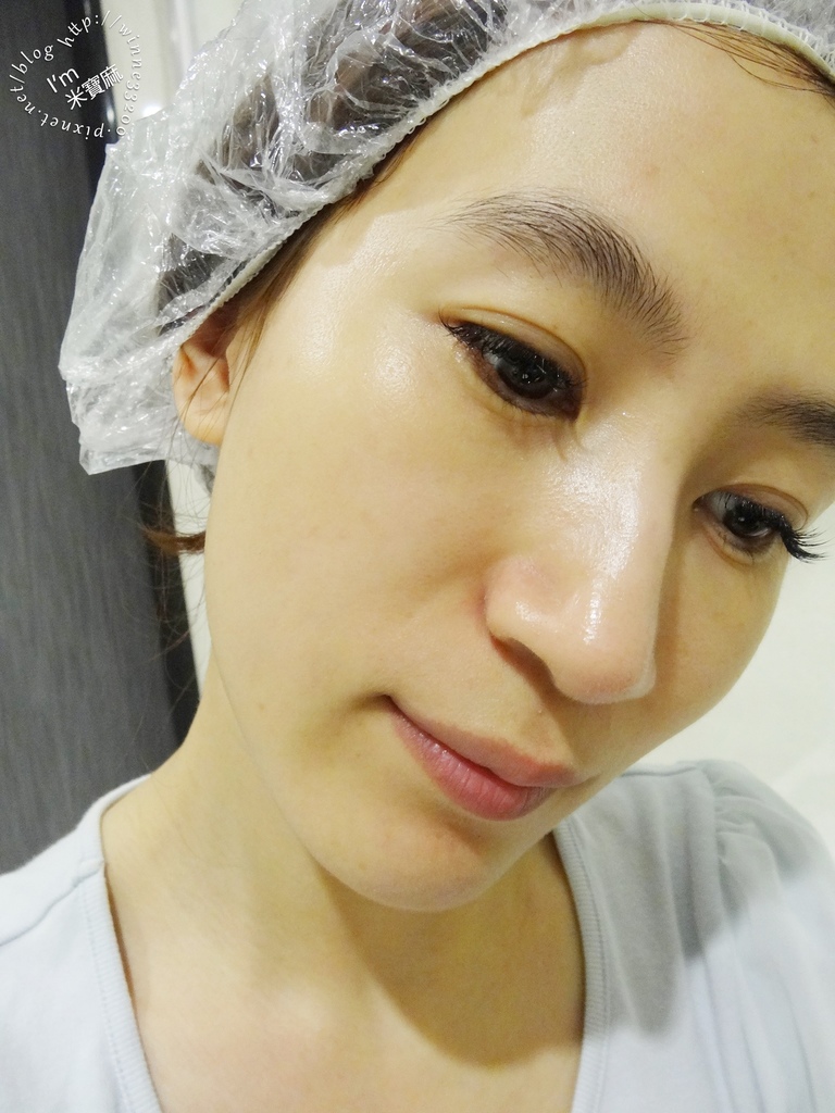 la charme龍膽魚胚胎極緻煥白乳03 la charme龍膽魚胚胎極緻煥白乳03