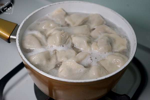 宅配冷凍水餃推薦 大帥水餃 手工爆餡鮮甜爽口 高麗菜豬肉 韭菜豬肉 蝦仁豬肉 玉米豬肉 蔥花豬肉 健康快速上桌 米寶麻幸福滿載