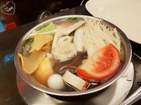 板橋美食 錢都日式涮涮鍋雙十直營店 營業至凌晨四點 午晚餐 宵夜都來這 米寶麻幸福滿載 痞客邦