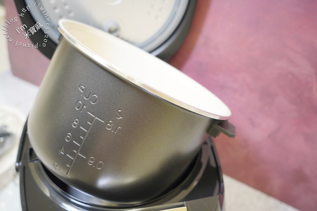 SANSUI山水智能萬用鍋SRC-H58┃一機完勝十大廚電。雙重溫控、均勻加熱。SGS檢驗合格。還可以當舒肥機 SANSUI山水智能萬用鍋SRC-H58