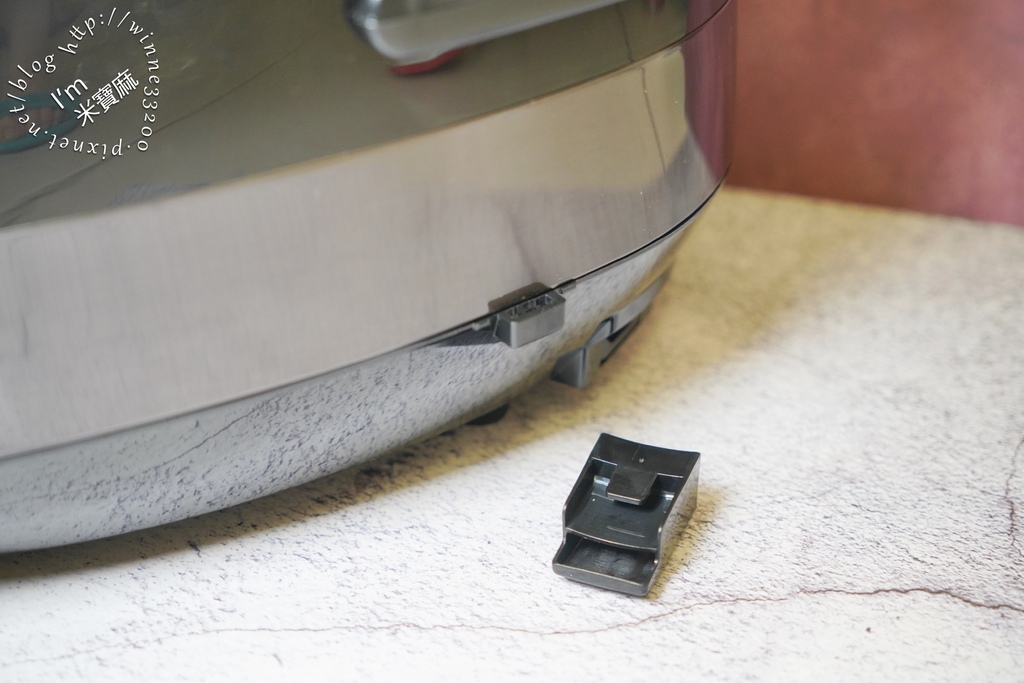 SANSUI山水智能萬用鍋SRC-H58┃一機完勝十大廚電。雙重溫控、均勻加熱。SGS檢驗合格。還可以當舒肥機 SANSUI山水智能萬用鍋SRC-H58