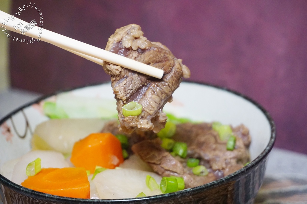 SANSUI山水智能萬用鍋SRC-H58┃一機完勝十大廚電。雙重溫控、均勻加熱。SGS檢驗合格。還可以當舒肥機 SANSUI山水智能萬用鍋SRC-H58