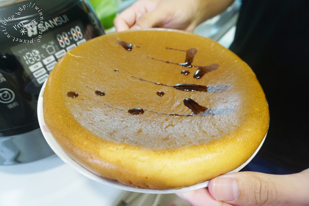 SANSUI山水智能萬用鍋SRC-H58┃一機完勝十大廚電。雙重溫控、均勻加熱。SGS檢驗合格。還可以當舒肥機 SANSUI山水智能萬用鍋SRC-H58