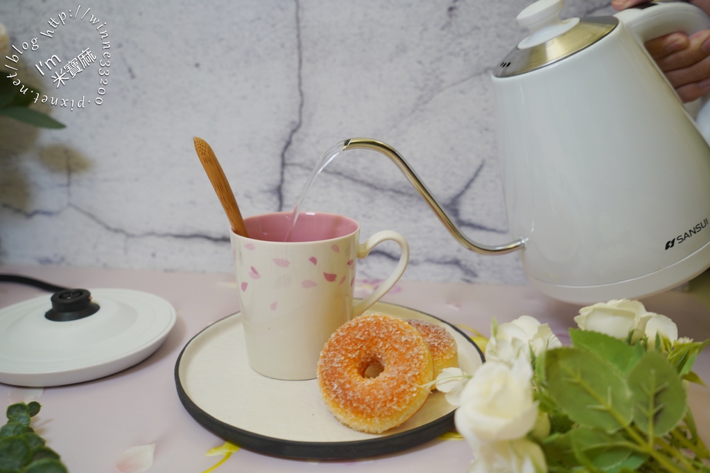 SANSUI山水 電子溫控手沖細口壺SWB-29N┃英國Strix溫控器。穩控注水。即時溫度顯示,滿足各種沖泡需求 SWB-29N 電子溫控手沖細口壺