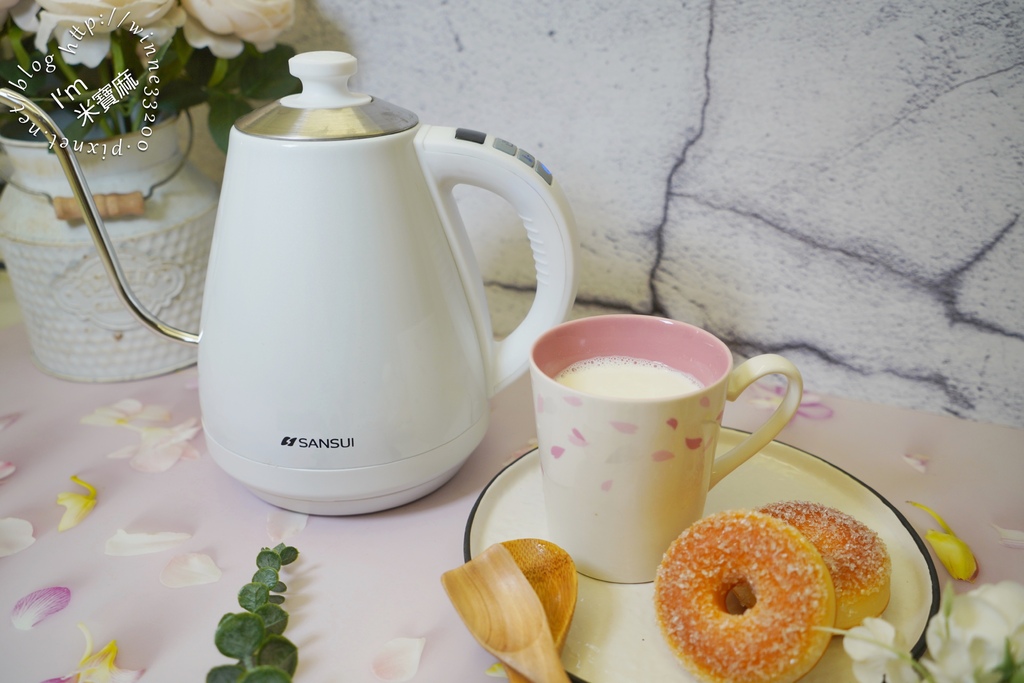 SANSUI山水 電子溫控手沖細口壺SWB-29N┃英國Strix溫控器。穩控注水。即時溫度顯示,滿足各種沖泡需求 SWB-29N 電子溫控手沖細口壺
