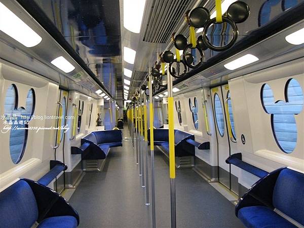 1500-237196香港迪士尼列車.jpg