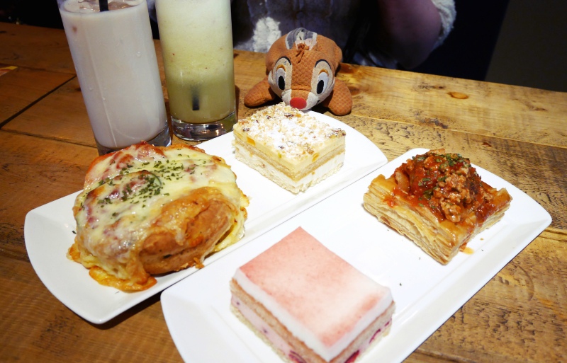 『捷運東門站美食之旅』24小時營業不打烊的比利時歐式連鎖「Panos Café」杭州南路店
