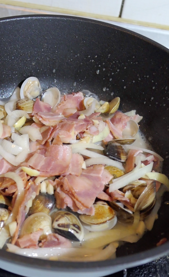 久違了!一家六口的餐桌時光,孩子越大,餐桌時光越珍貴|韓國 久違了!一家六口的餐桌時光,孩子越大,餐桌時光越珍貴|韓國