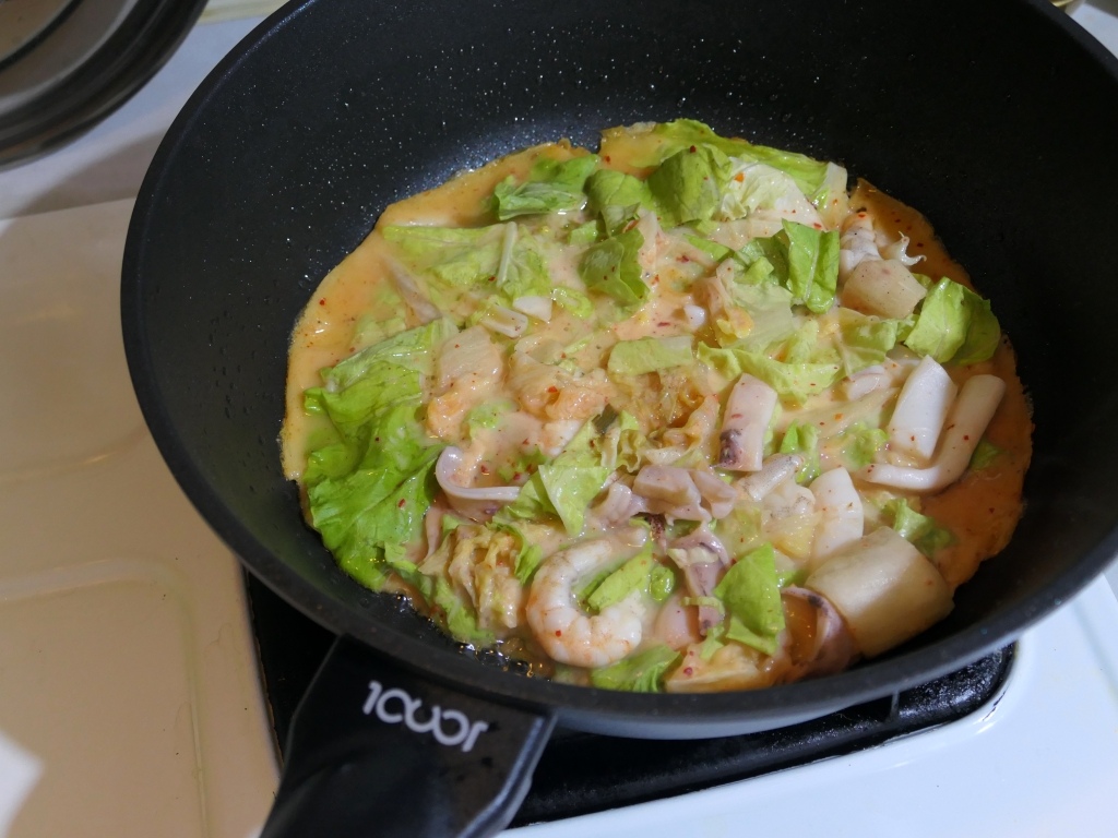 久違了!一家六口的餐桌時光,孩子越大,餐桌時光越珍貴|韓國 久違了!一家六口的餐桌時光,孩子越大,餐桌時光越珍貴|韓國