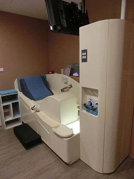 桃園水天使診所水療,水療,大腸水療,便秘,腹脹氣,桃園水天使診所