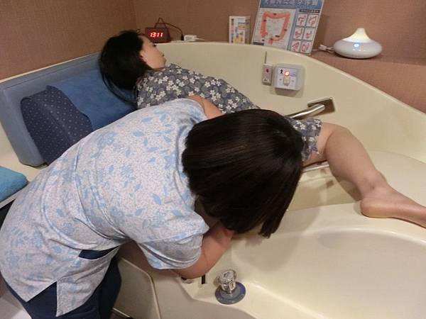 桃園水天使診所水療,水療,大腸水療,便秘,腹脹氣,桃園水天使診所