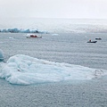 冰河湖汽艇.jpg